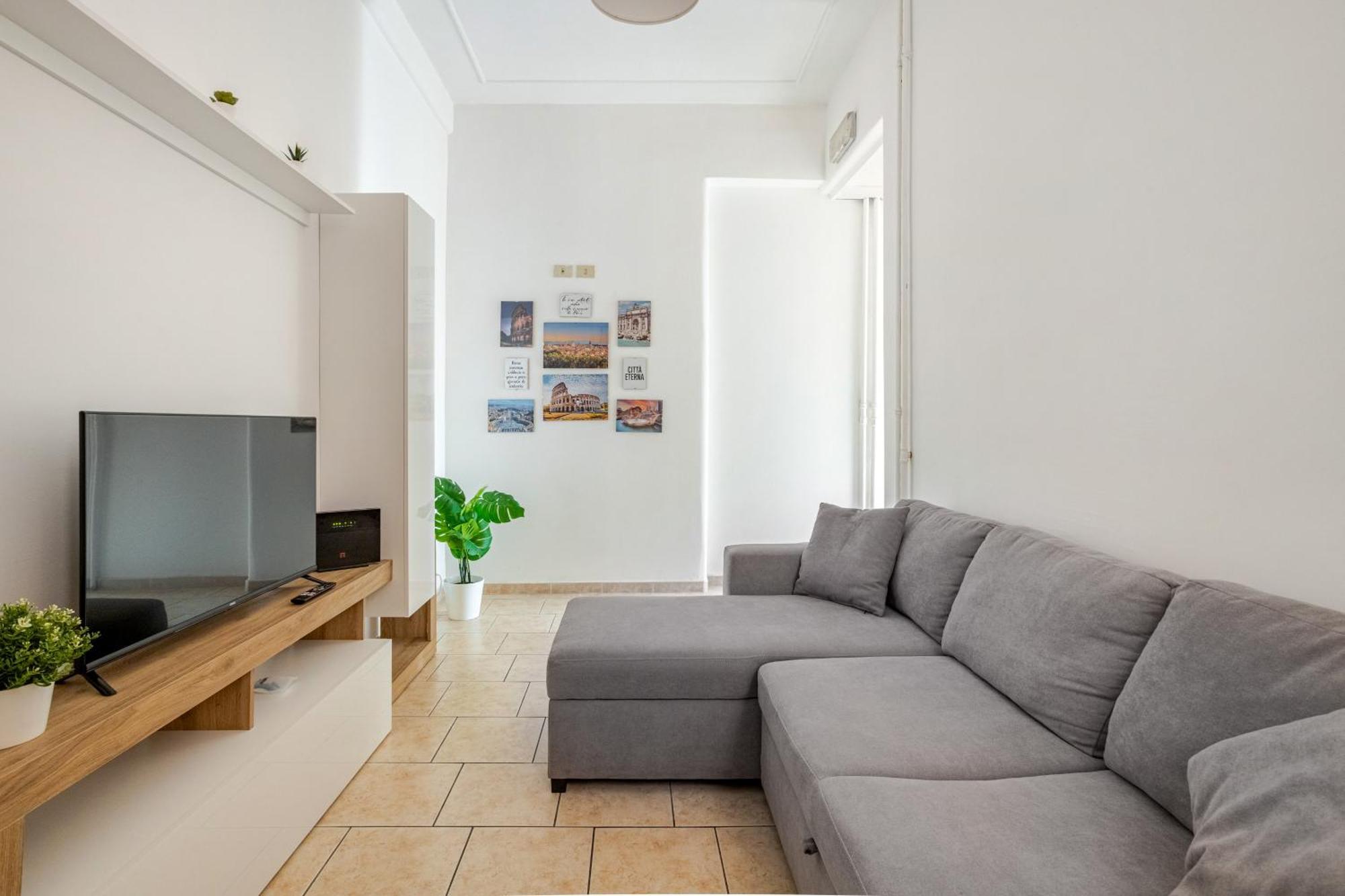 Appartamento La Dolce - Stone's Throw From The Center Roma